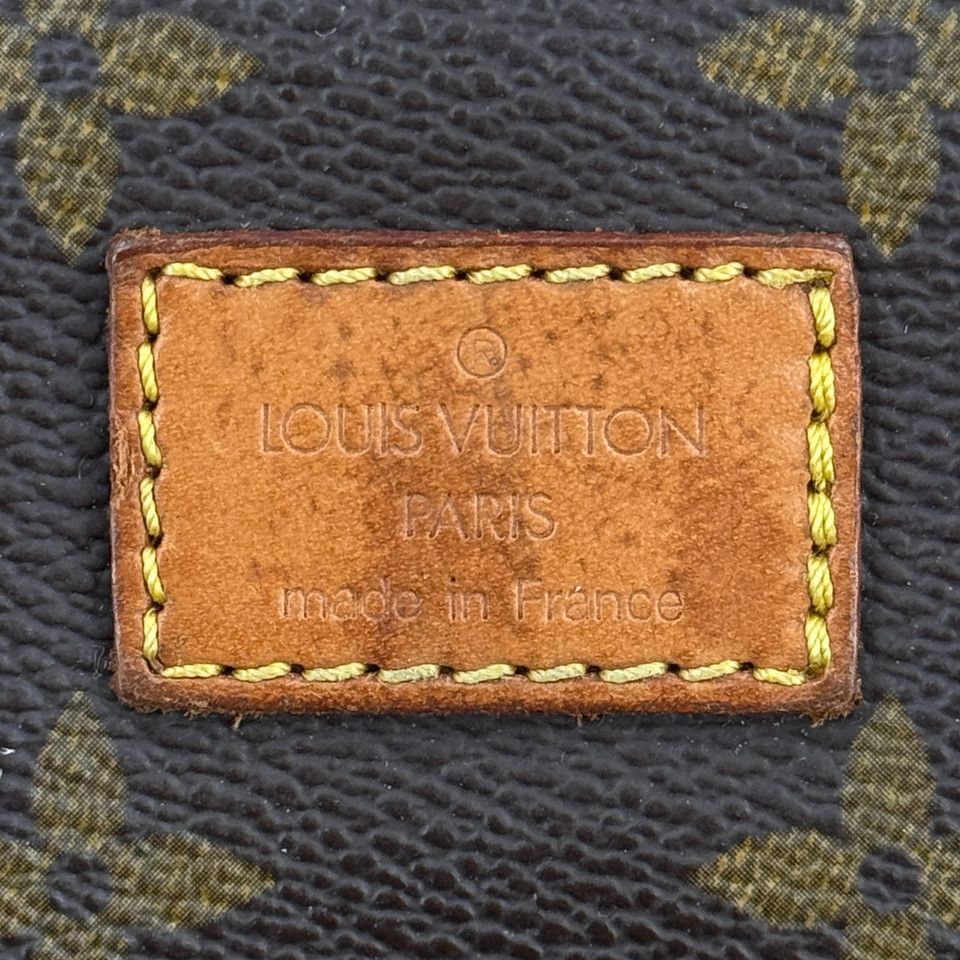 LOUIS VUITTON モノグラム ソミュール30 M42256 ショルダーバッグ