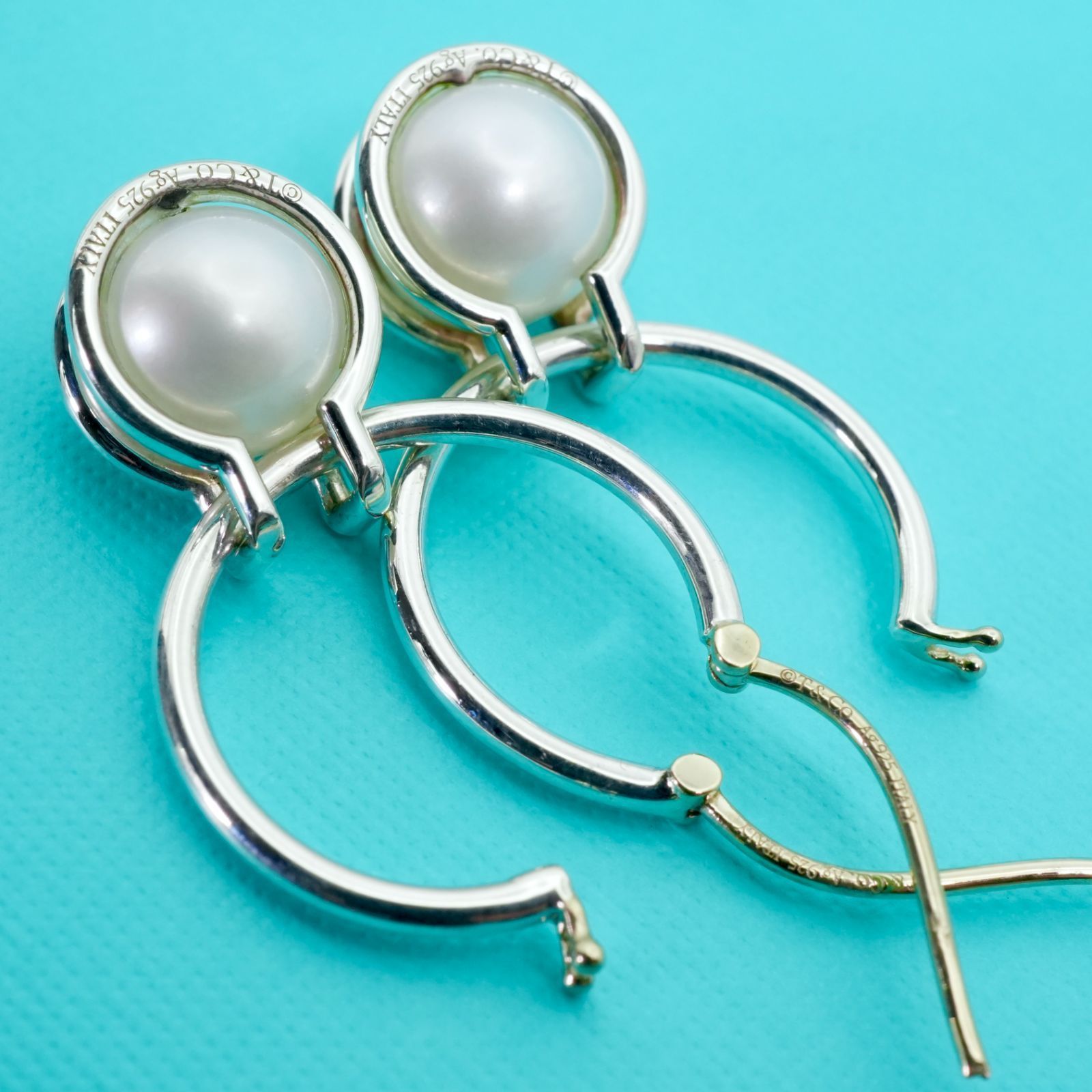 Tiffany ハードウェアパールフープピアス美品　2022年購入 希少極美品 ティファニー ハードウェア パール フープ ピアス/24-3661