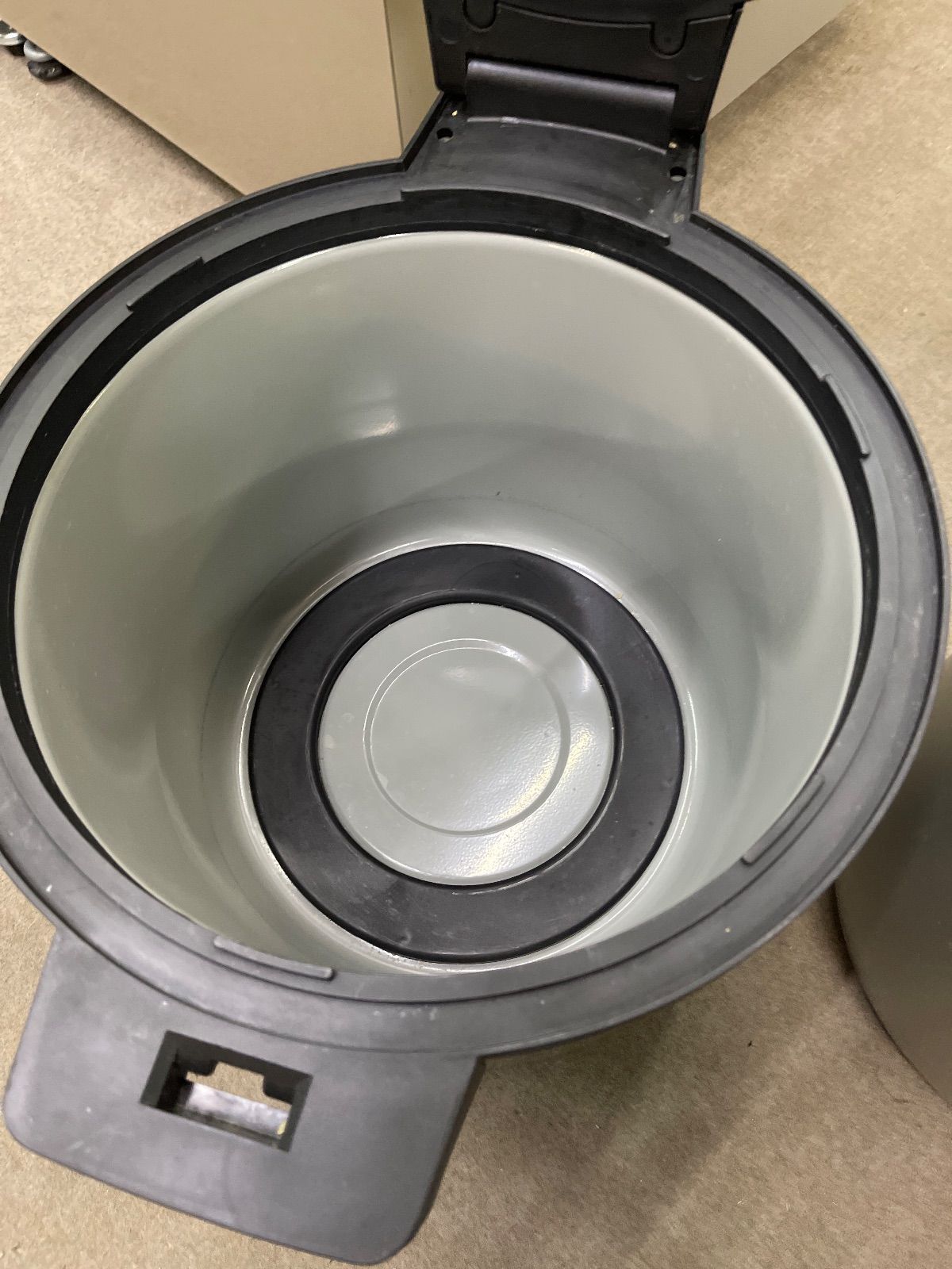 電子保温ジャー SR−5400 5、4L 中古 作動品 - メルカリ