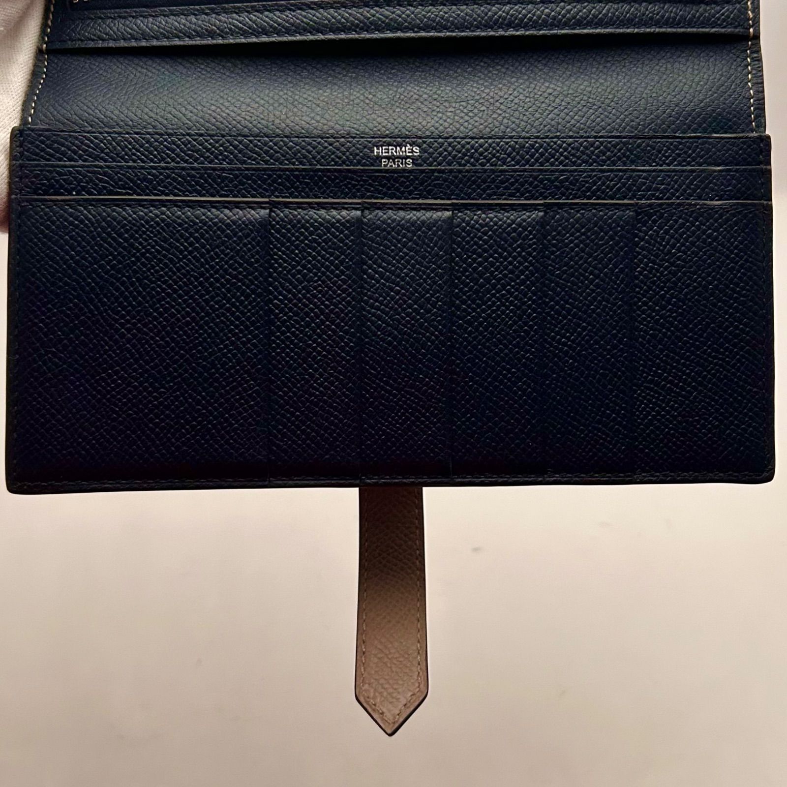 希少（エトゥープ×ネイビー）【HERMES】新品［エルメス］ベアンスフレ