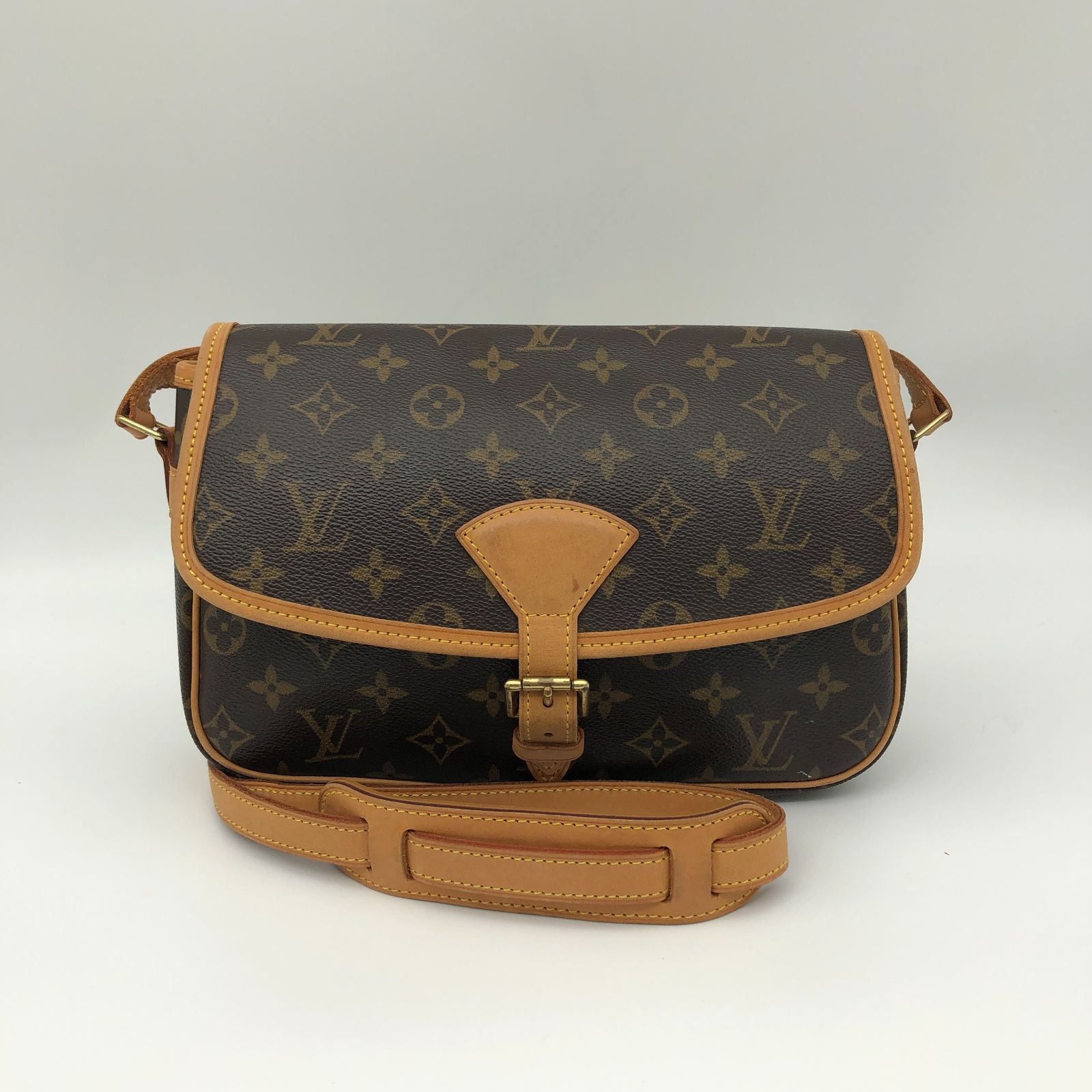LOUIS VUITTON （ルイ ヴィトン）ソローニュ M42250 ショルダーバッグ 