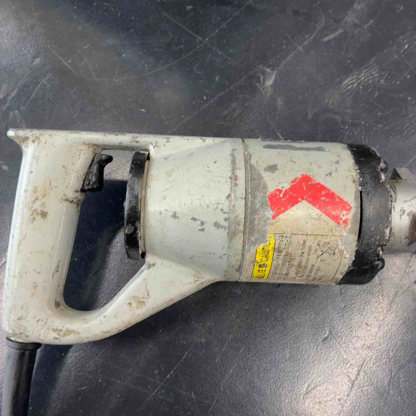 中古品】 エクセン(EXEN) コンクリートバイブレータ E28FPA 【藤沢店