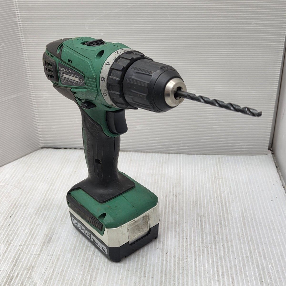 S02736 makita マキタ 充電式ドライバドリル MDF347D 14.4V DC18SGU 