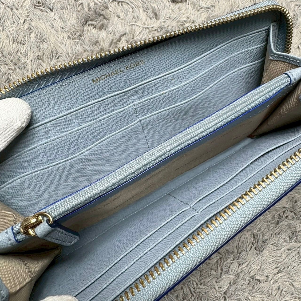 美品】MICHAEL KORS マイケルコース 長財布 ラウンドファスナー レザー 