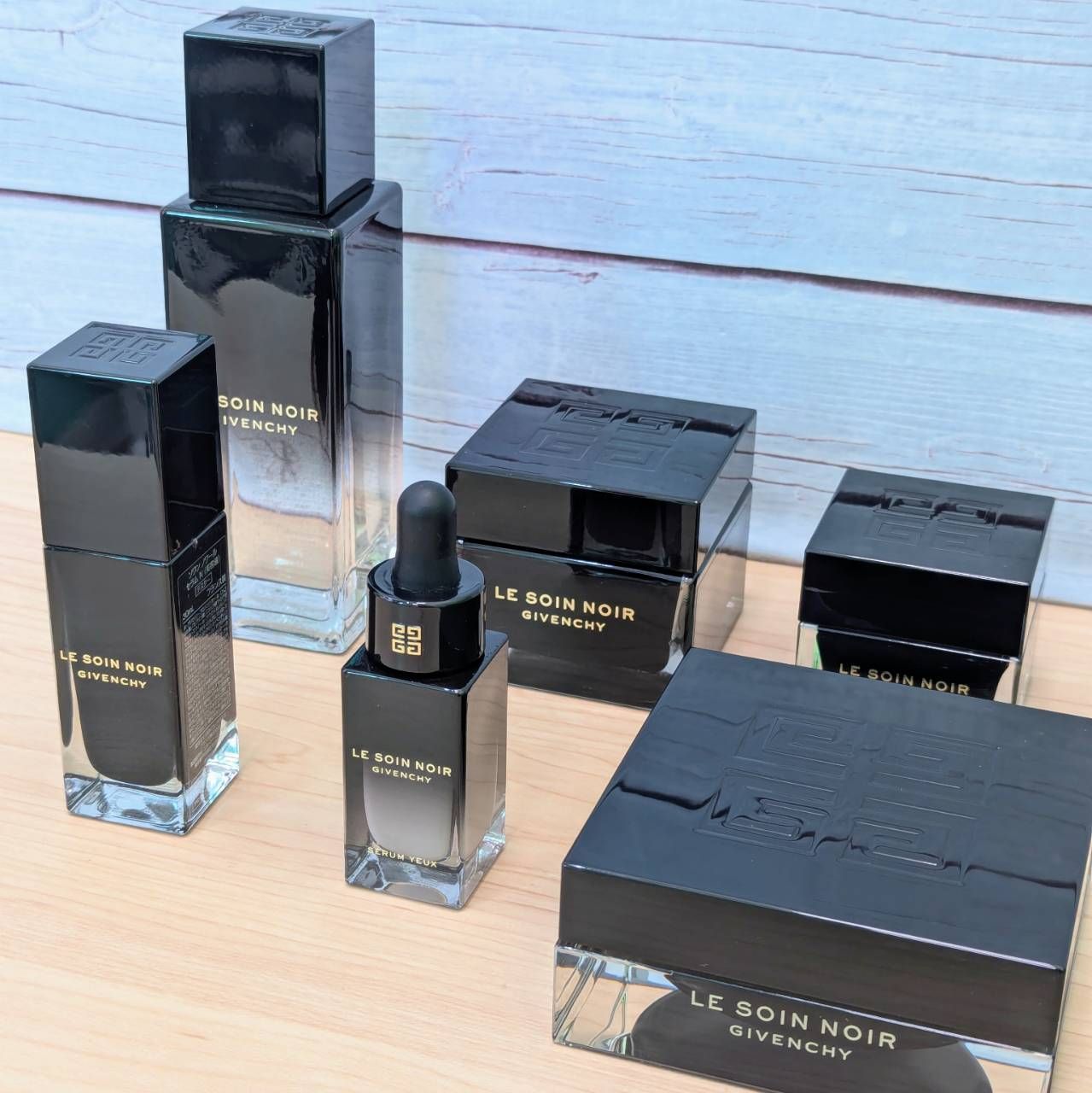 GIVENCHY】 未開封LE SOIN NOIR クレームユー アイクリーム