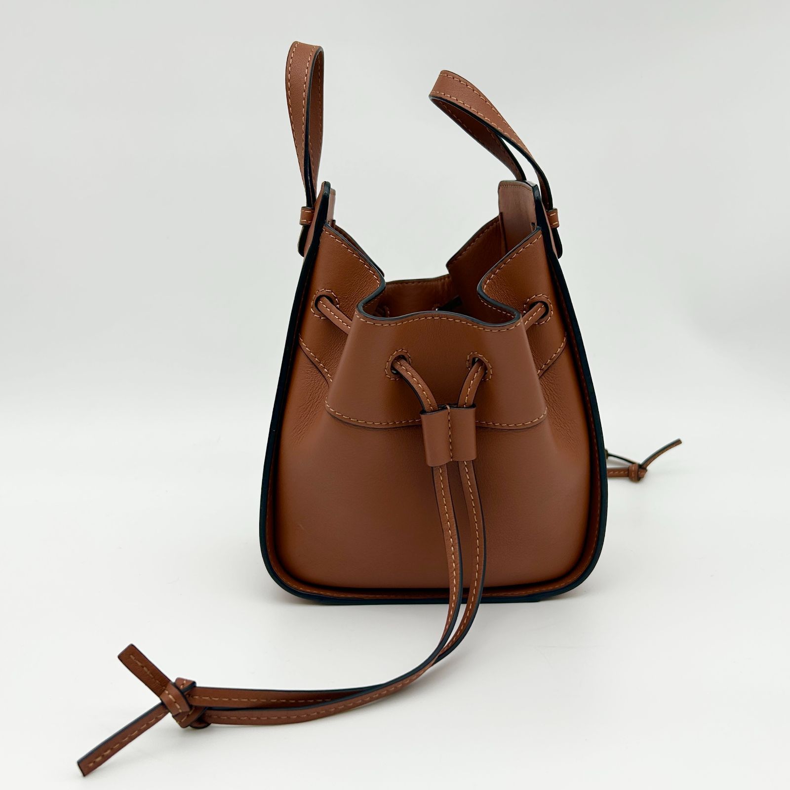 ロエベLOEWE ハンモックリネンミニグレージュ