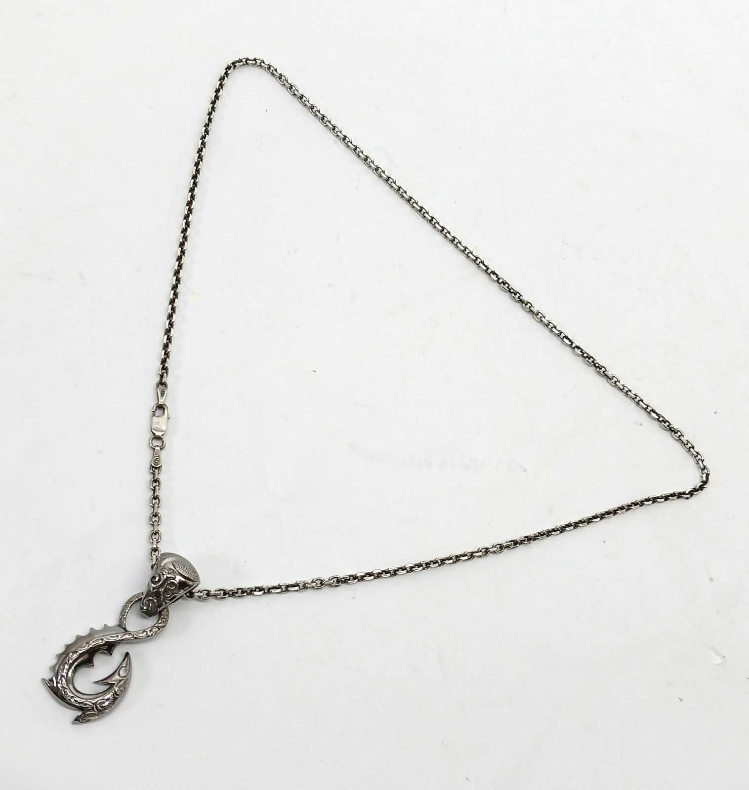 ブランド不明】 シルバー925 ネックレス フィッシュフック ペンダント 