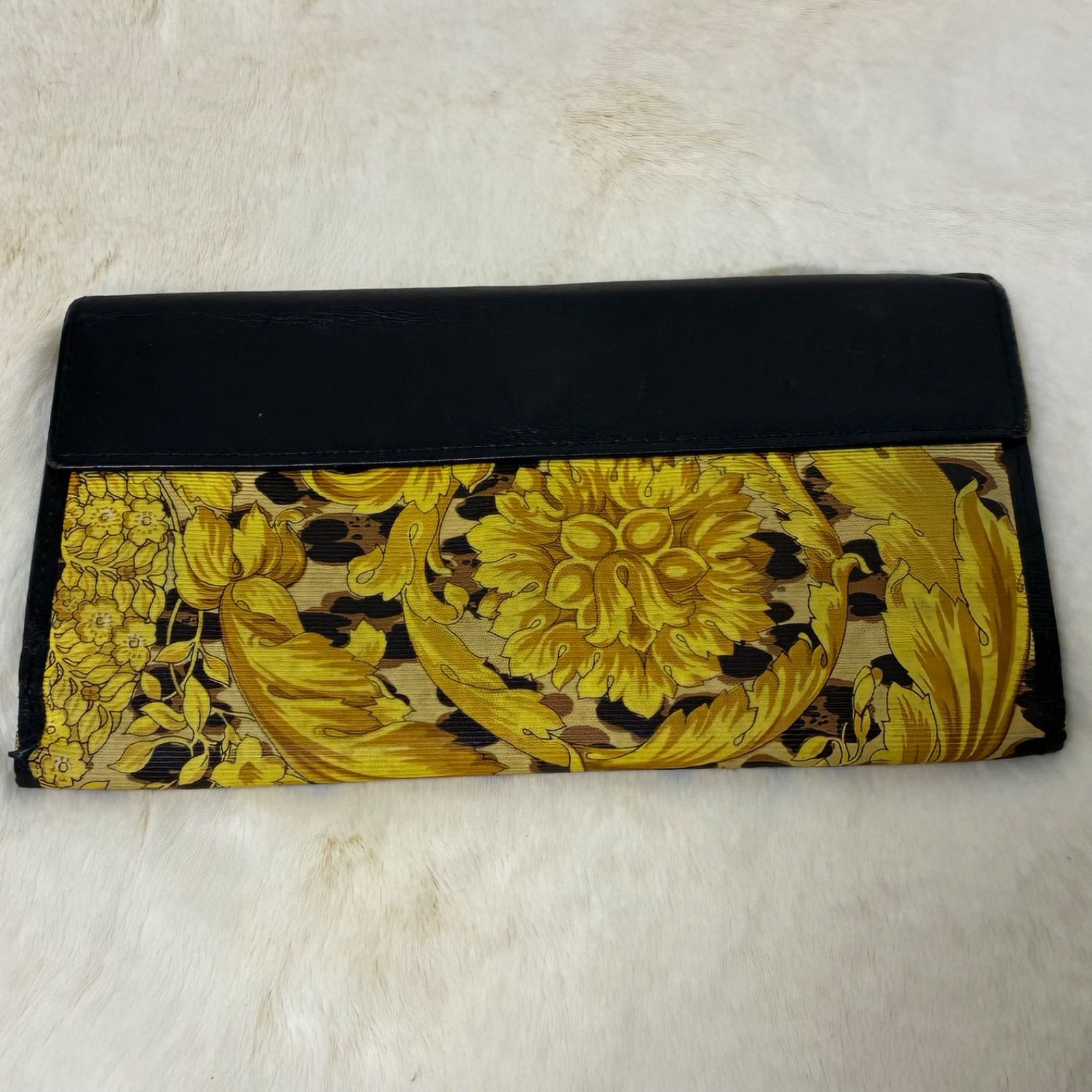 ジャンニヴェルサーチェ Gianni Versace バロックレオパード PVCレザー