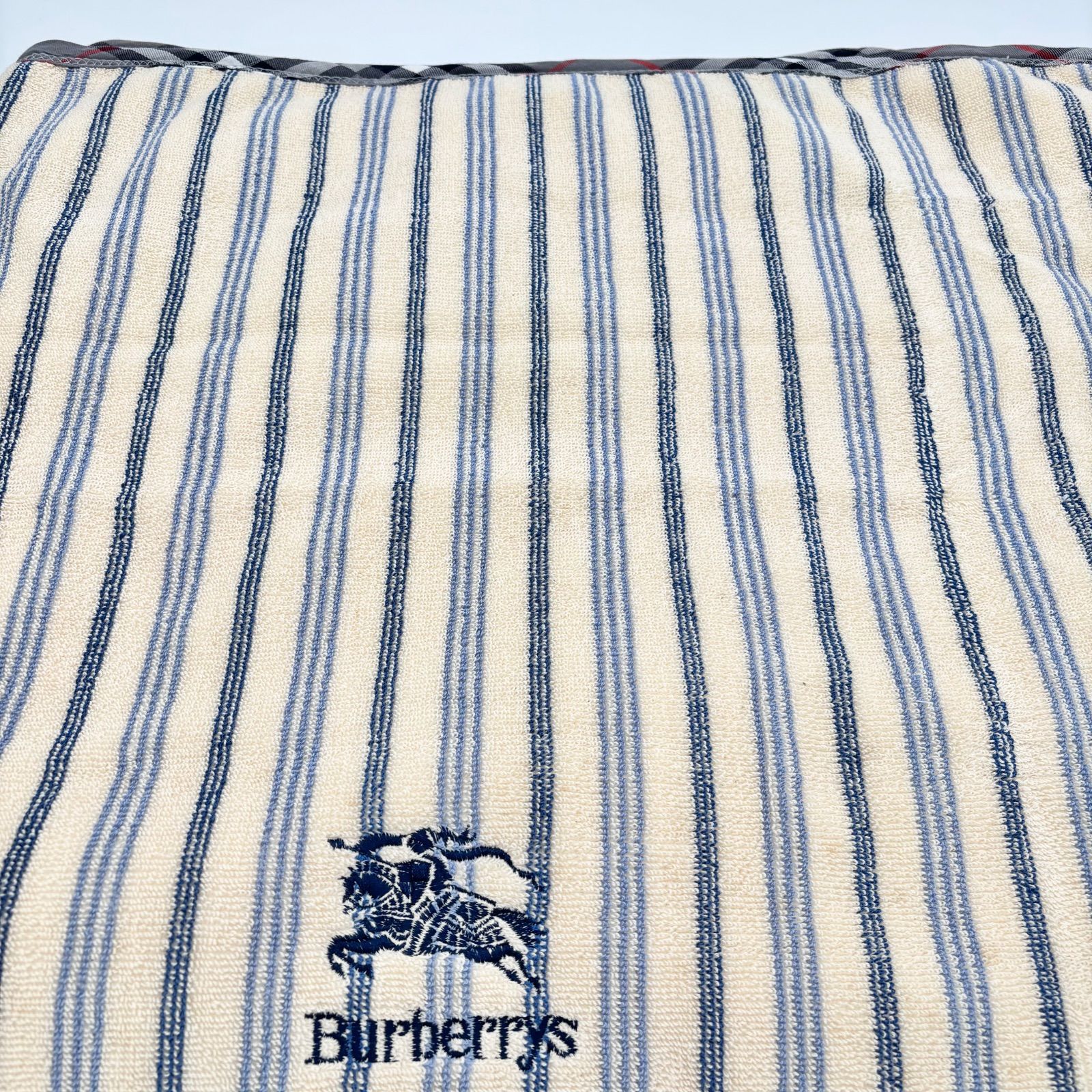 未使用品】Burberrys 西川産業 高級シール織 ご家庭で洗える毛布