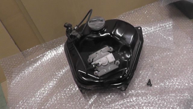 ホンダ AF68 ディオ ガソリンタンク&ポンプ ディオ FI AF68-1304xxx の ガソリンタンク ポンプ:#1773889504 - メルカリ