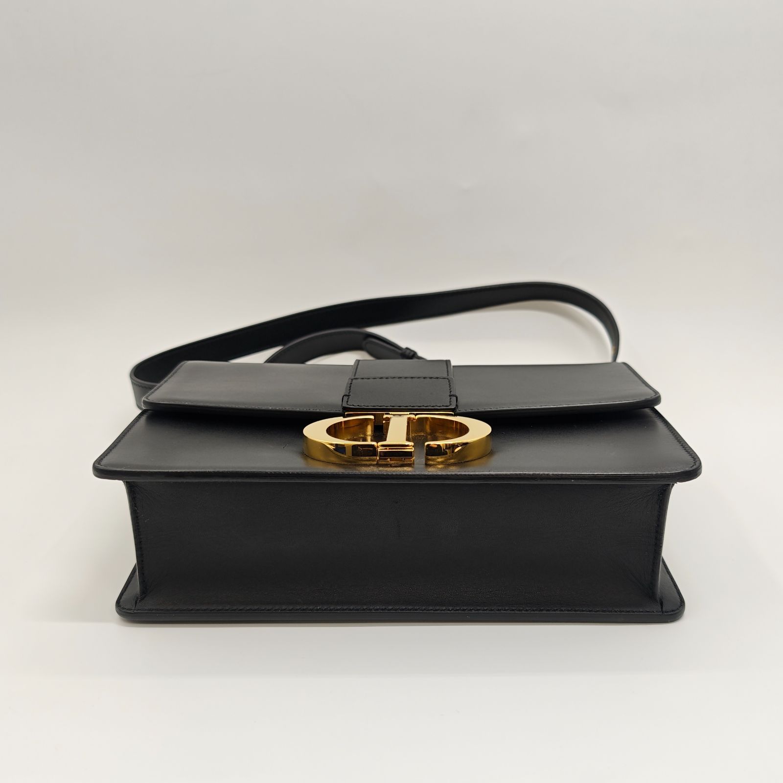 中古】Dior 30モンテーニュ ショルダー シリアルICチップ - メルカリ