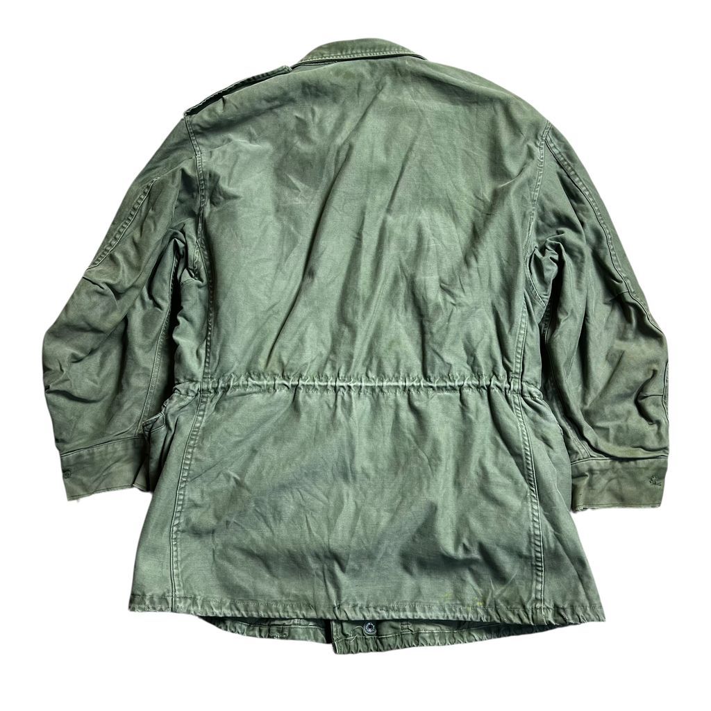 オリーブ 軍人 ジャケット LIGHT SHELL QUILTED NYLON CWU-9P JACKET