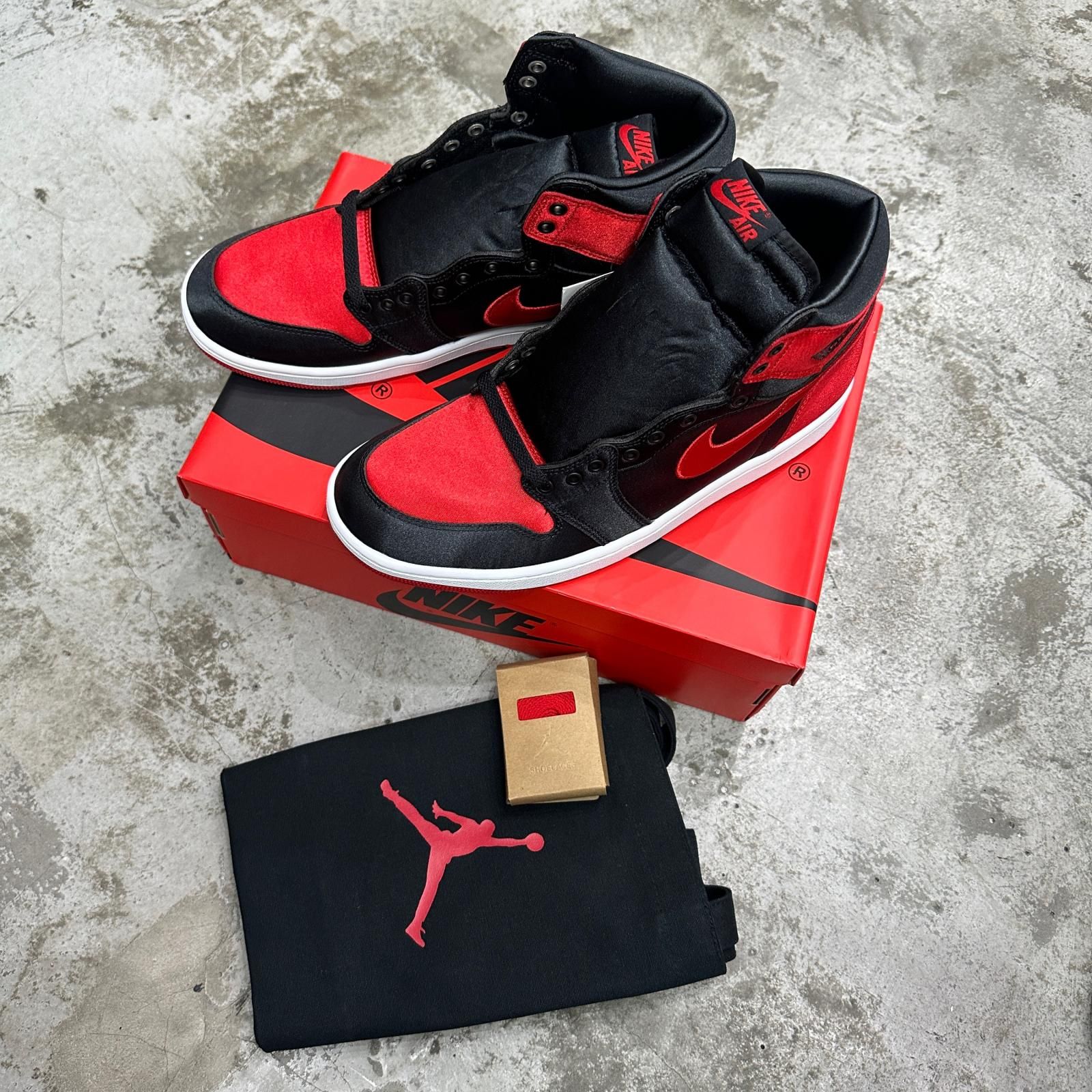未使用 NIKE Women