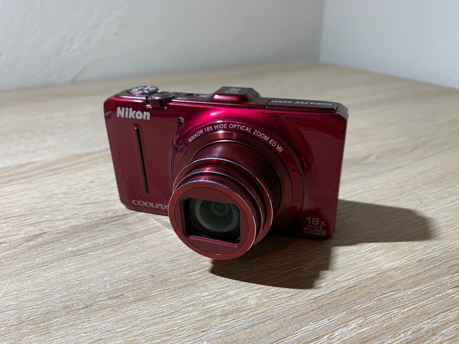 ニコン COOLPIX S9300 インペリアルレッド コンデジ カメラ 【公式通販】