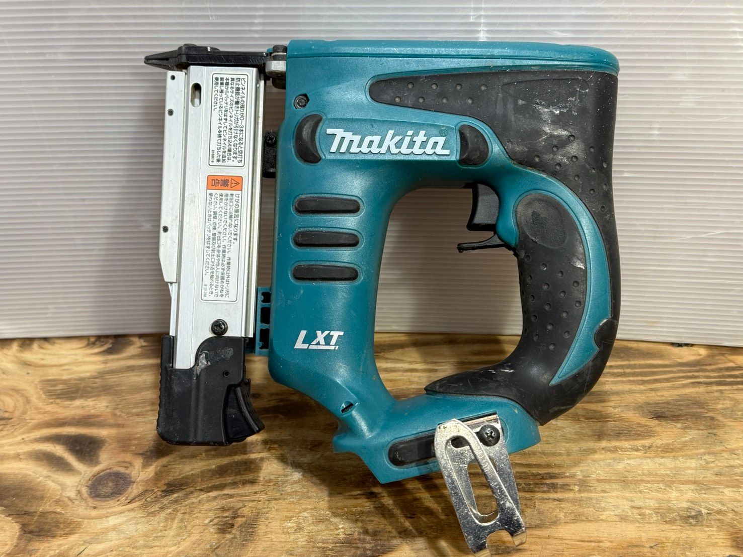 マキタ ピンタッカー PT350D 14.4v Makita PT350D 電動タッカー 14.4V
