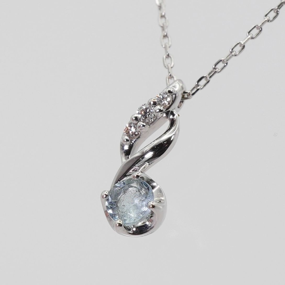美品★K10WG ヴァンドーム青山 ネックレス ペンダント アクアマリン ダイヤ ヴァンドーム青山 アクアマリンダイヤ ネックレスK10（WG） 【公式通販】