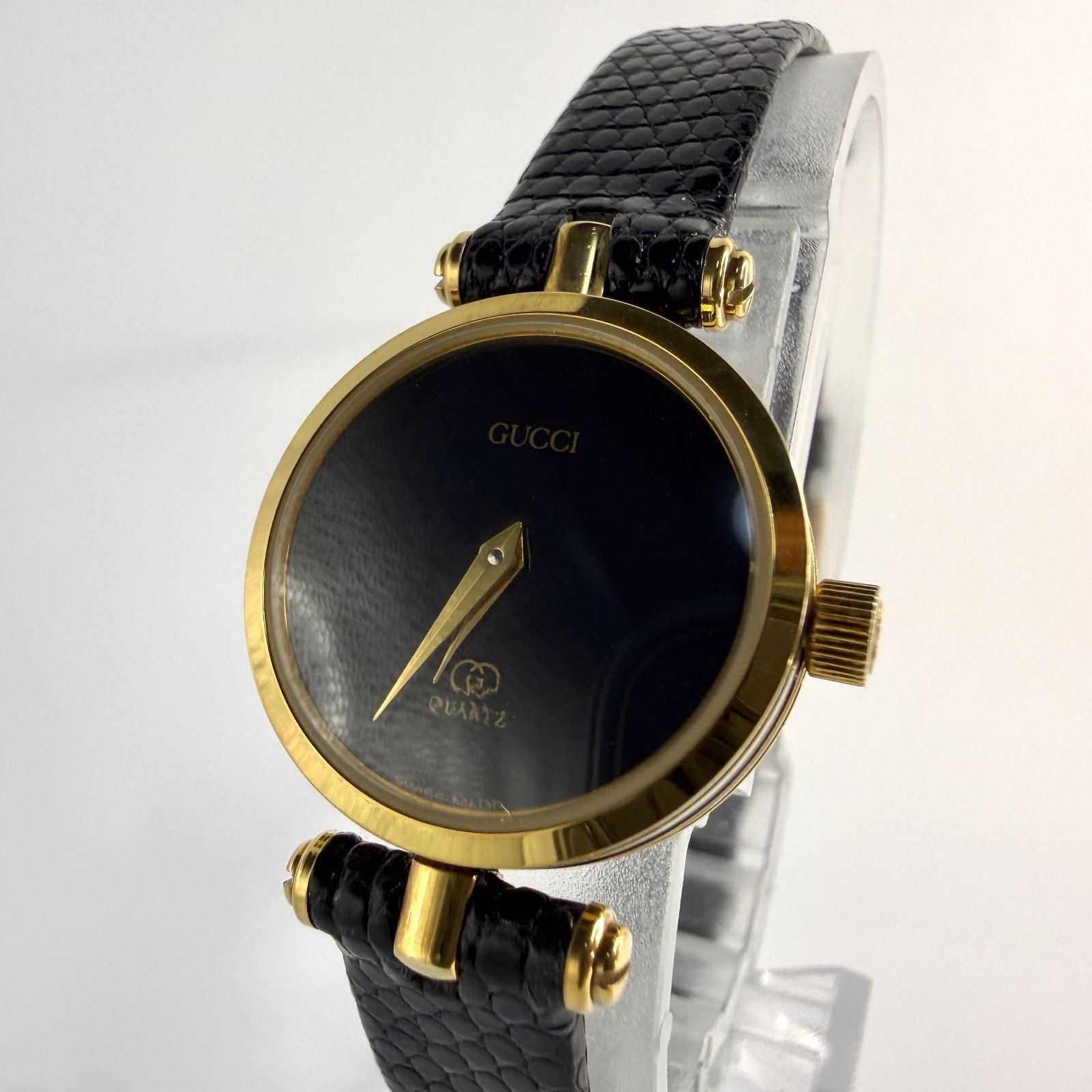 稼働品 GUCCI グッチ 2000M クォーツ ブラック文字盤 ダブルG 稼働品 GUCCI グッチ 2000M クォーツ ブラック文字盤 ダブルG