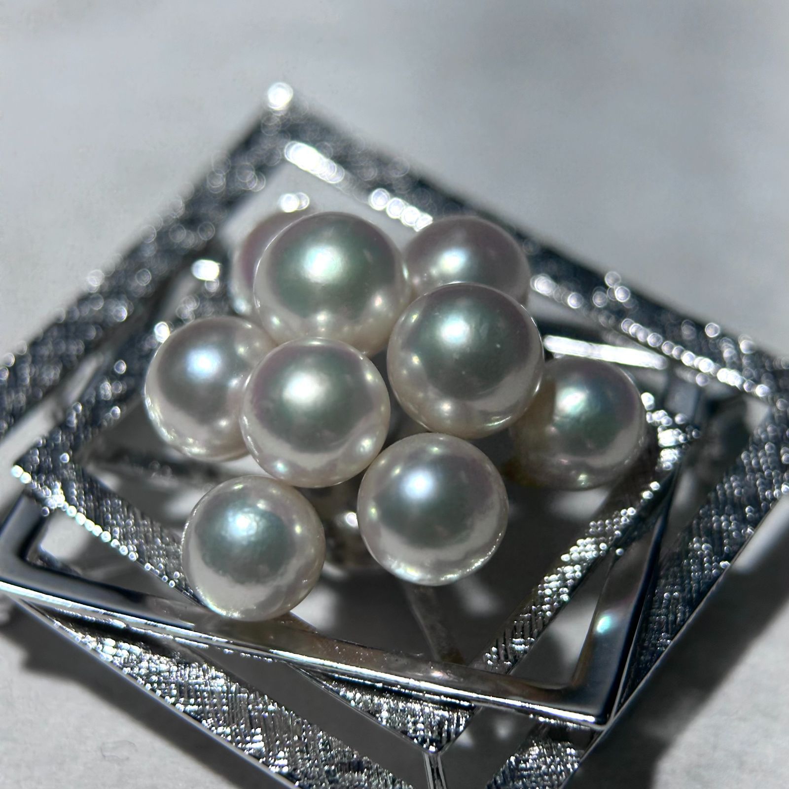 極美品】あこや真珠 本真珠 パール 9珠 ブローチ 帯留め 極美品】あこや真珠 本真珠 パール 9珠 ブローチ 帯留め