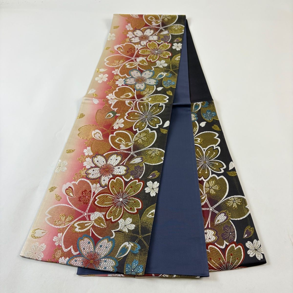 袋帯 秀品 桜 葉柄 金糸 クリーム 六通 正絹 【中古】 【公式通販】