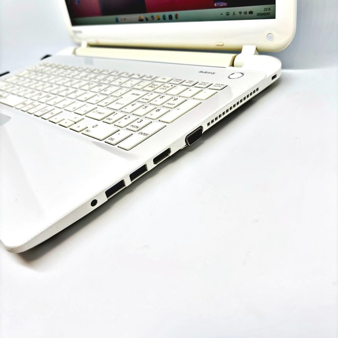 東芝 ノートパソコン Corei7 オフィス SSD Windows11 A28 - メルカリ 東芝 ノートパソコン Corei7 オフィス SSD Windows11 A28 - メルカリ