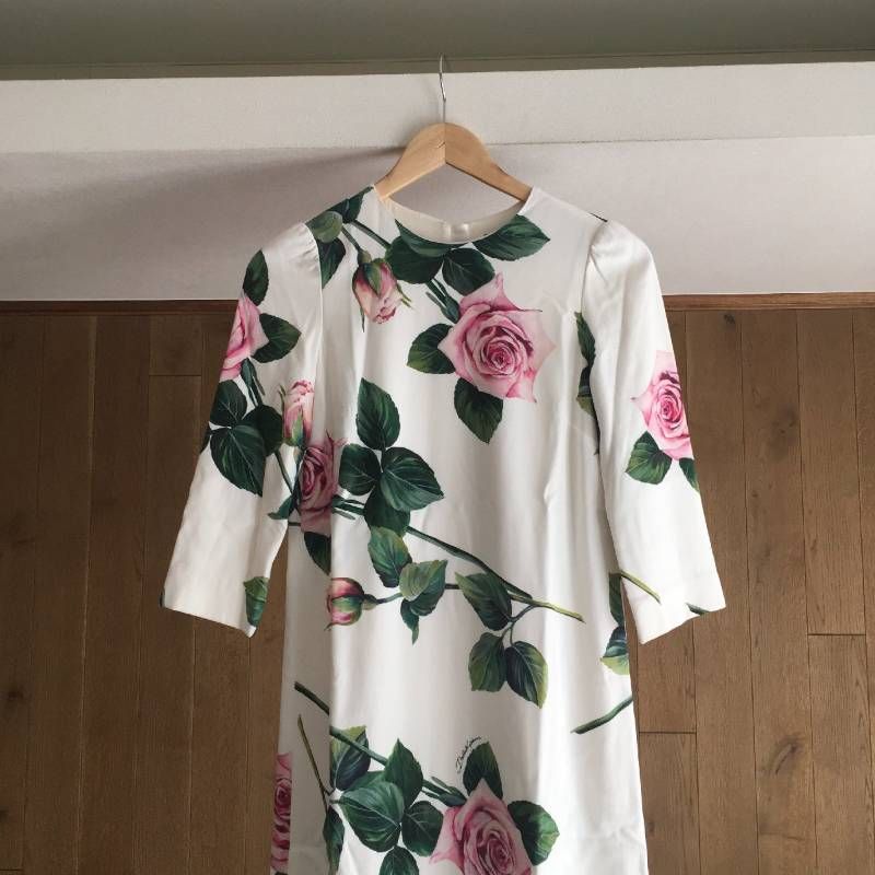 極美品 DOLCE & GABBANA ドルチェ＆ガッバーナ フラワー
