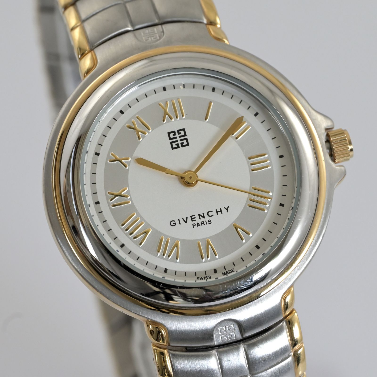 GIVENCHY ジバンシー PA 300688 SWISS MADE メンズ クォーツ GIVENCHY ジバンシー PA 300688 SWISS MADE メンズ クォーツ