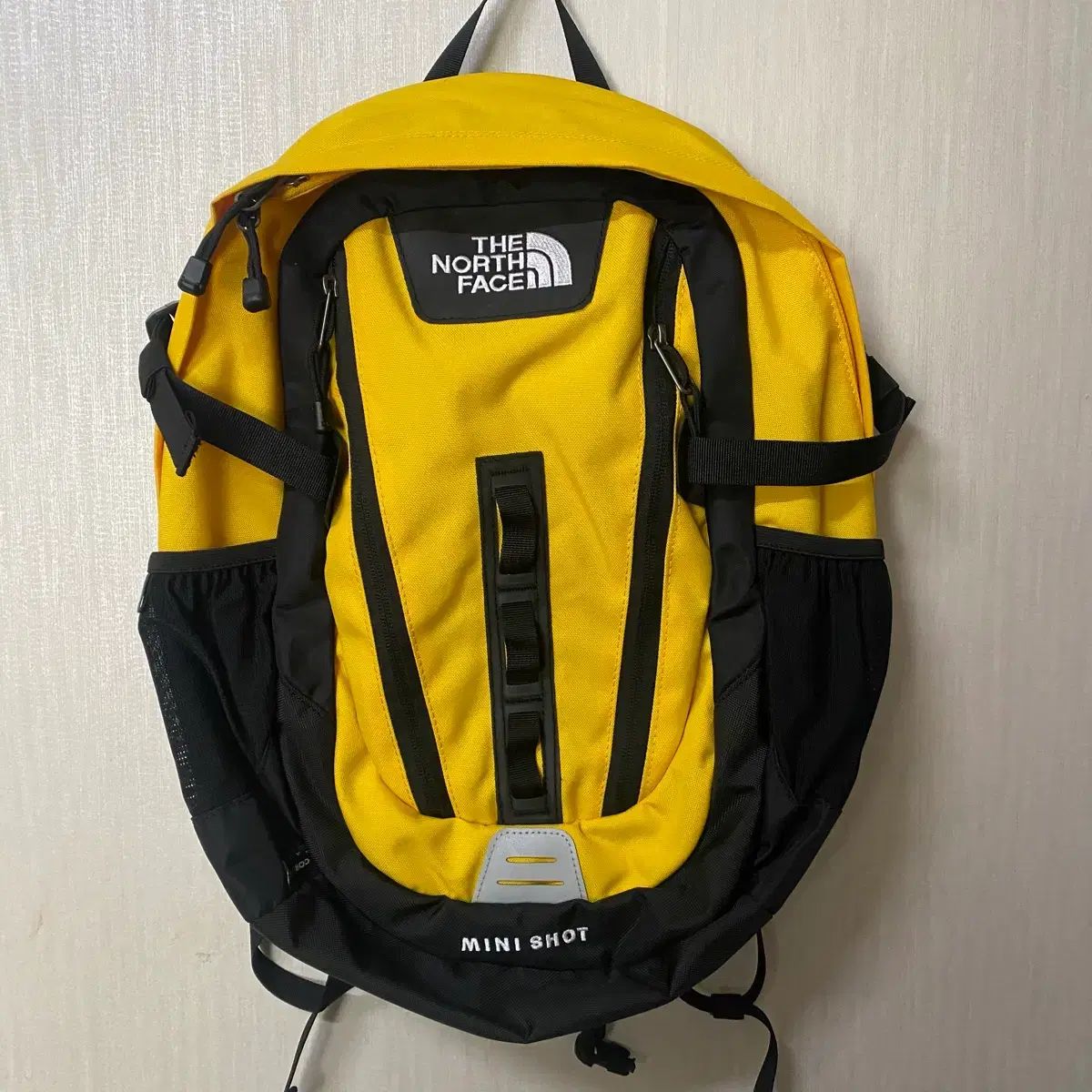 THE NORTH FACE 韓国限定リュック イエロー 【公式通販】