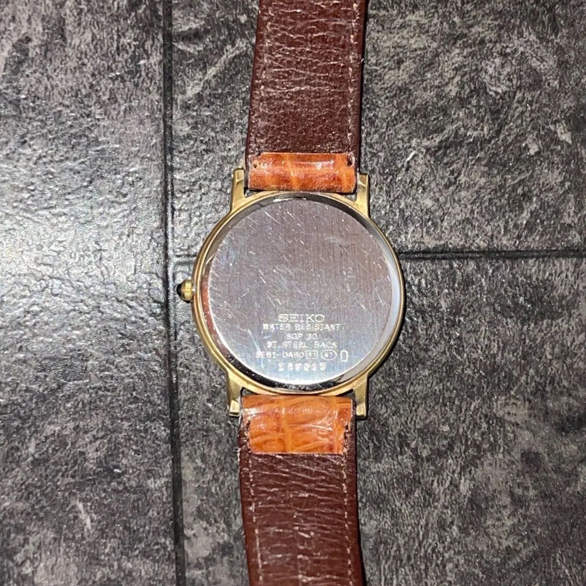 極薄】セイコー ドルチェ 5E61-0A80 腕時計 ゴールド｜SEIKO DOLCE 3針 
