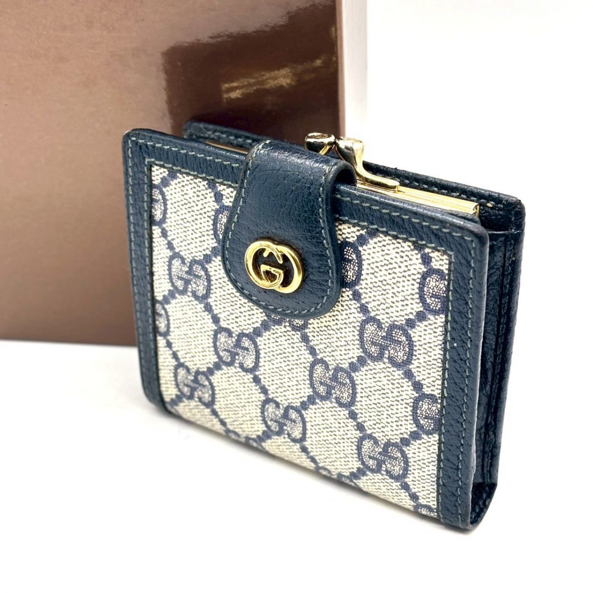 オールドグッチ　二つ折り財布　GGスプリーム　インターロッキング　札入れ　PVC 余韻で魅せるクラシック☆ GUCCI 二つ折り財布 GGスプリーム インター