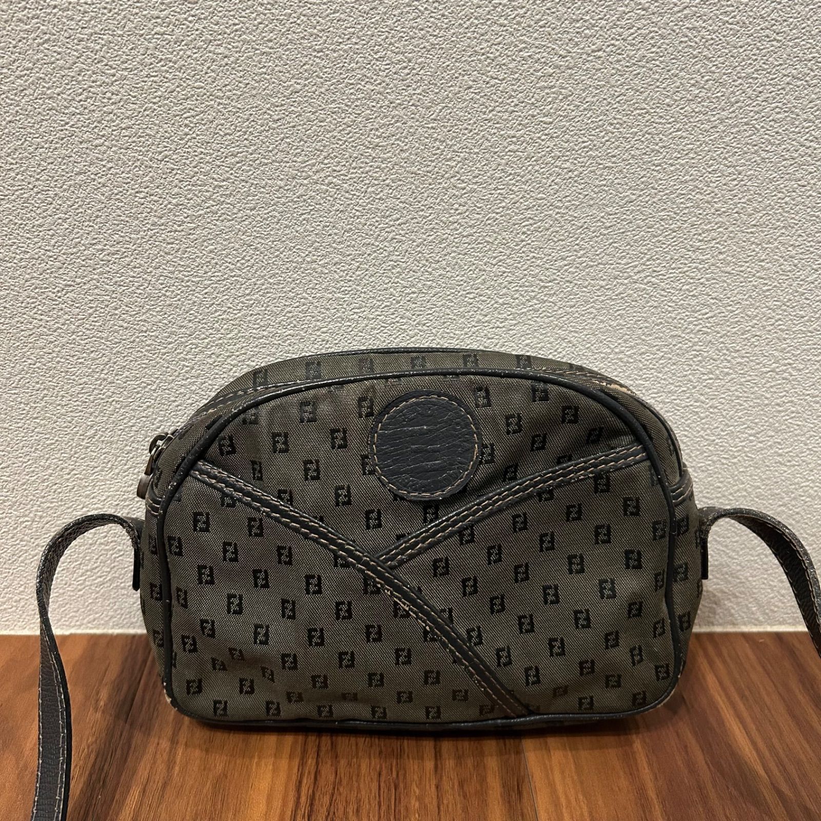 希少 OLD FENDI フェンディ レディース メンズ ミニショルダーバッグ 