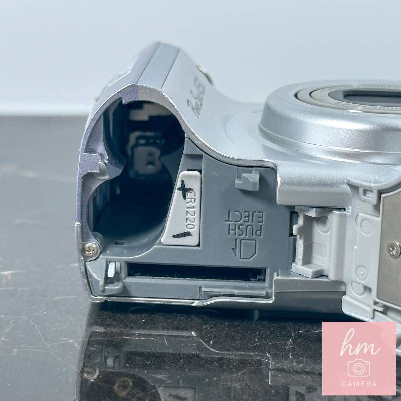 Canon PowerShot A550 710万画素 光学4倍ズーム 単三電池ですぐ使える