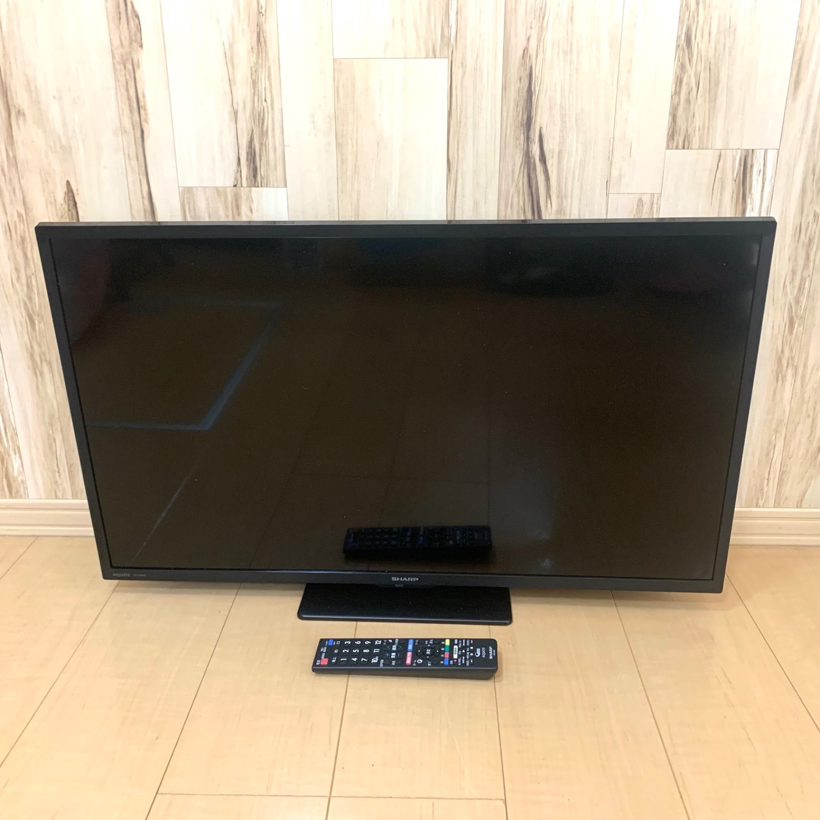 ほぼ新品】シャープ 32V型 液晶 テレビ AQUOS 2T-C32DE-B ハイビジョン 