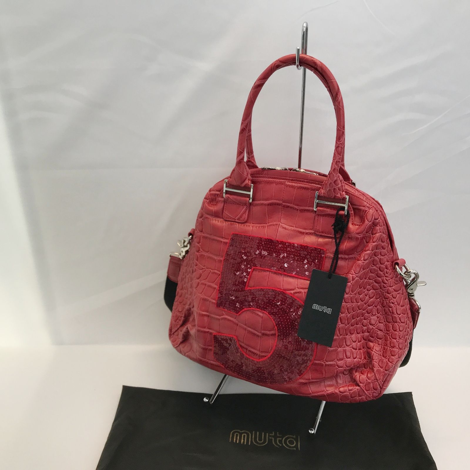 未使用 muta ムータ 本革製 2Way ショルダーバッグ ゴートレザー 未使用 muta ムータ 本革製 2Way ショルダーバッグ ゴートレザー