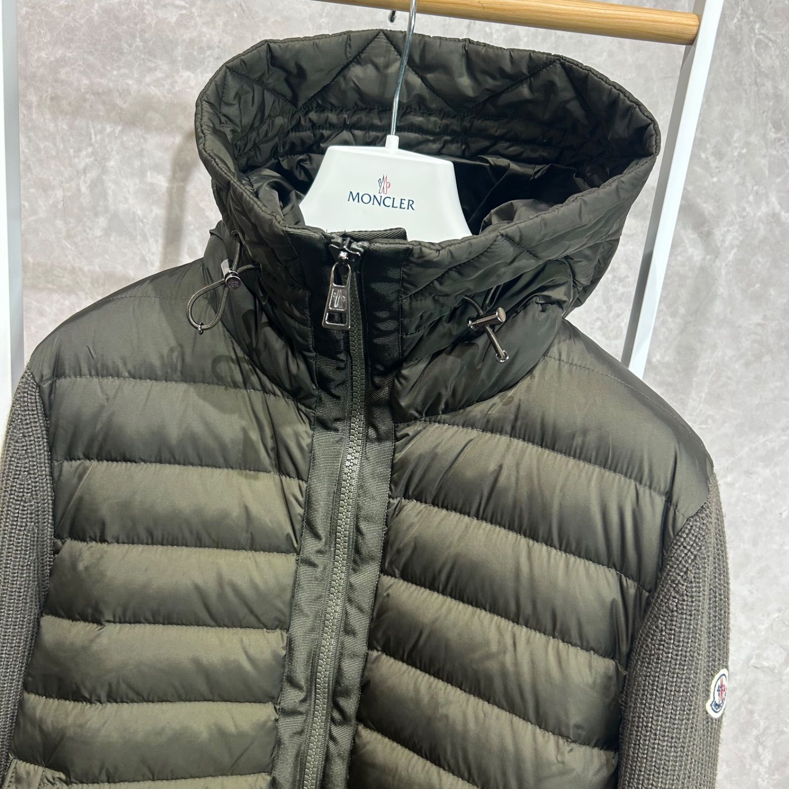 MONCLER モンクレール ハイブリッドダウンニットジャケットカーキM 