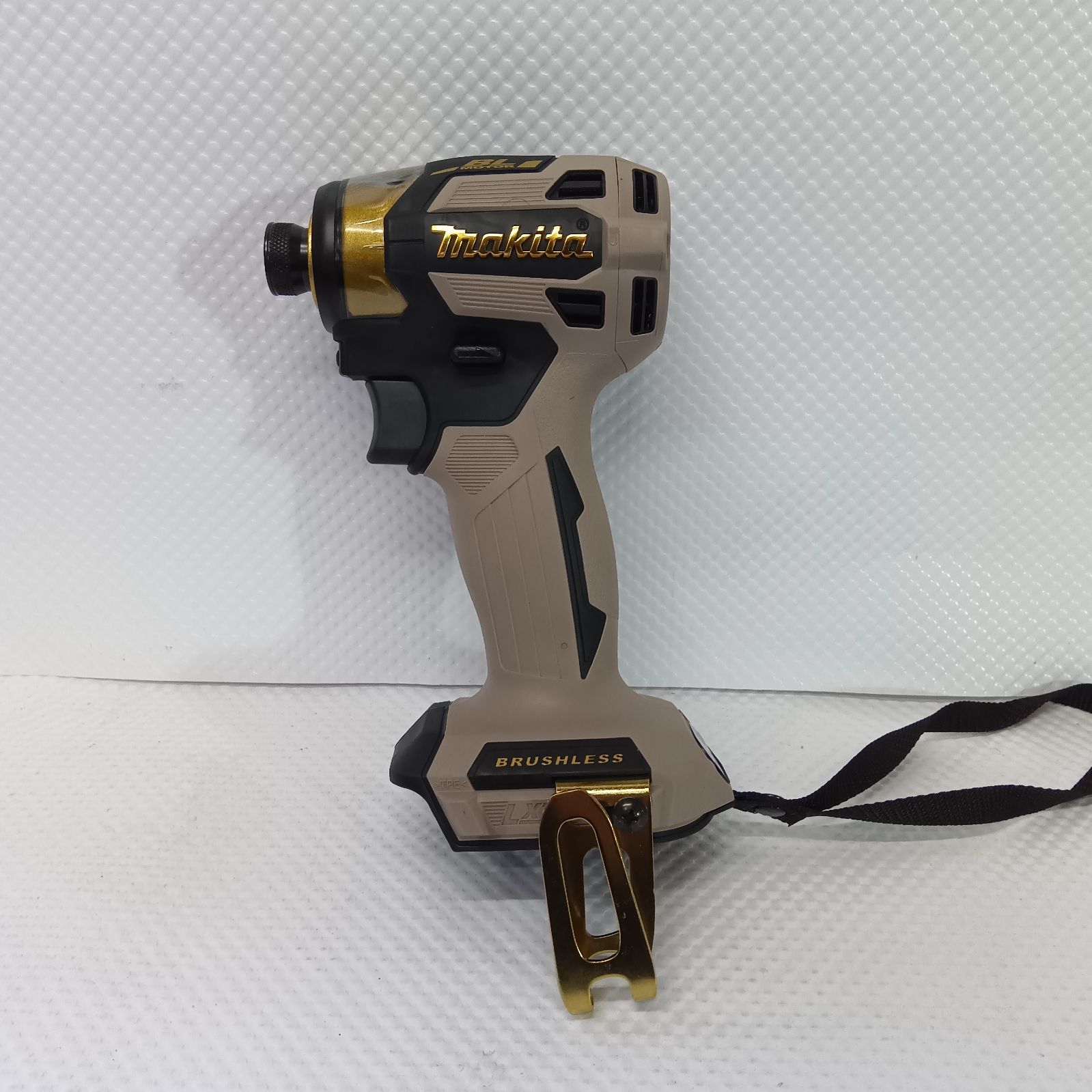 新品未使用品】マキタ 18V充電式インパクトドライバ 本体のみ 新品未使用品】マキタ 18V充電式インパクトドライバ 本体のみ