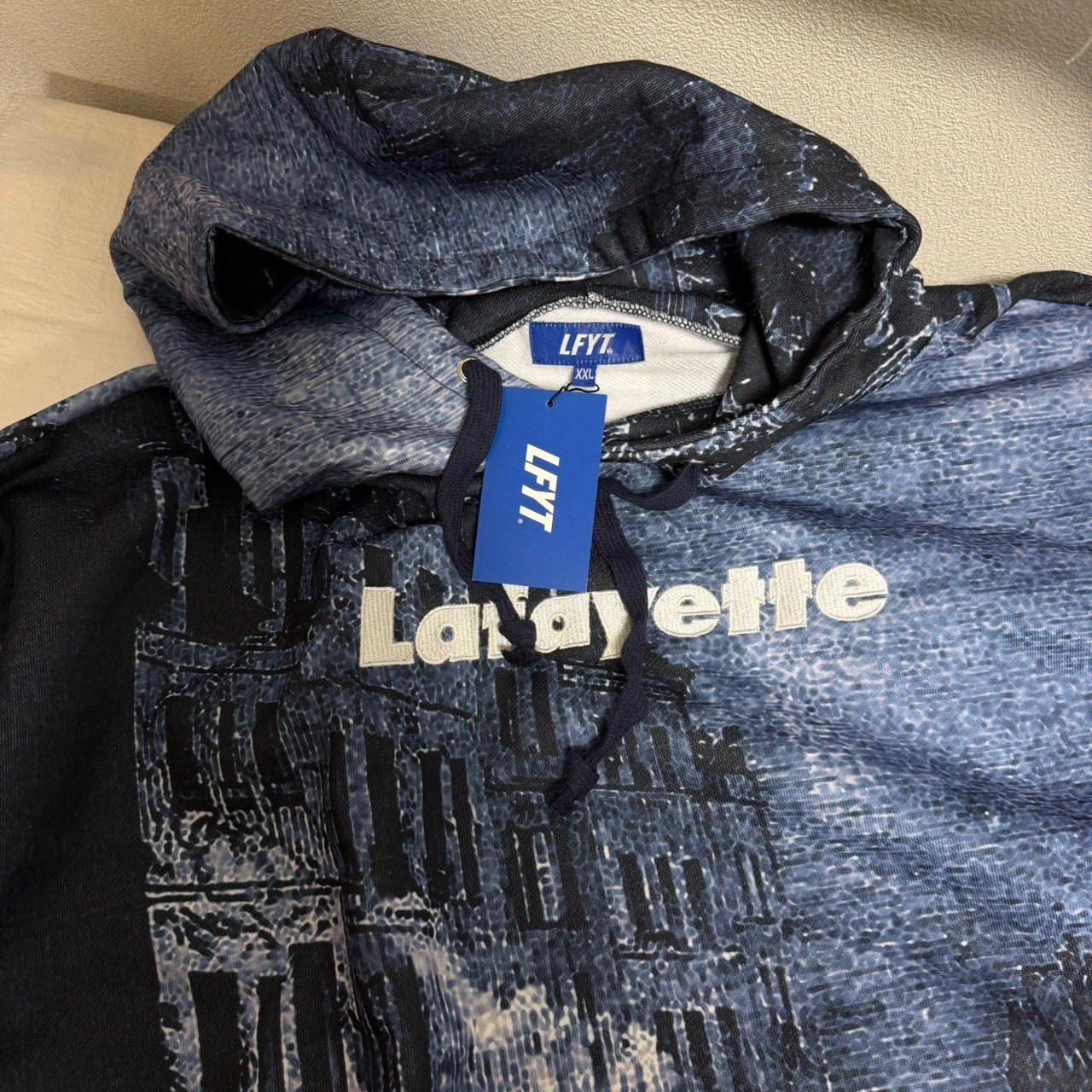 LFYT エルエフワイティー Lafayette 総柄 パーカー ロゴ NAVY ブルー 