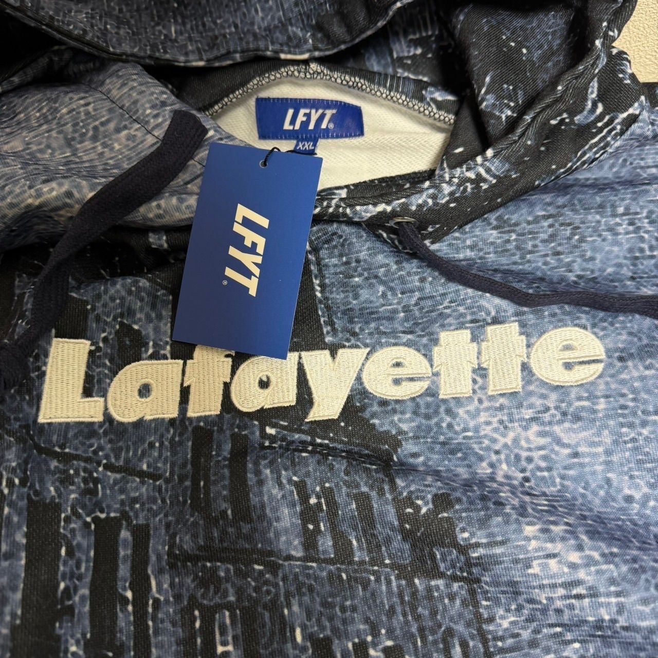 LFYT エルエフワイティー Lafayette 総柄 パーカー ロゴ NAVY ブルー 