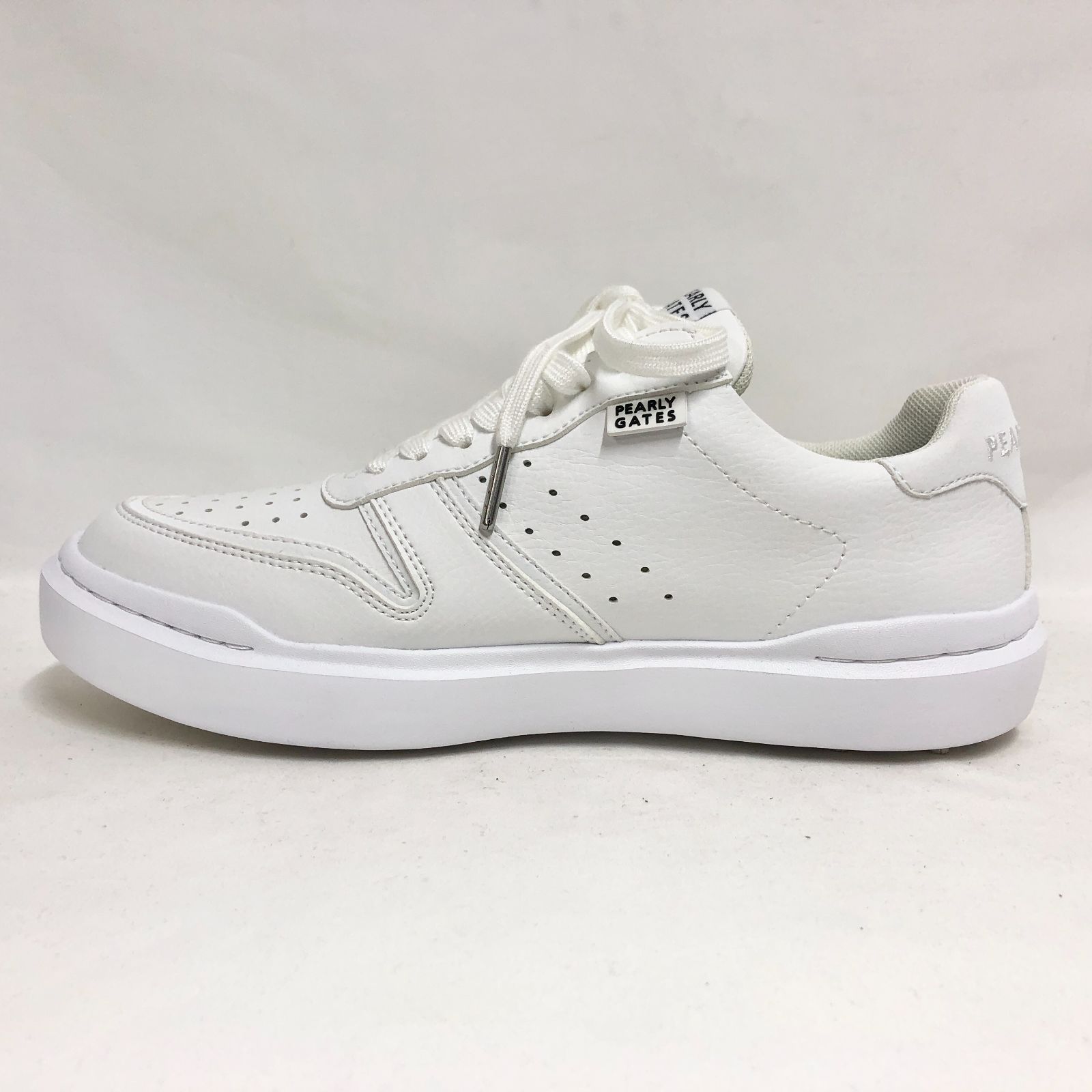 【新品 】PEARLY GATES ローカット　スパイク23.5 レディース 専用 パーリーゲイツ ローカットスパイク PEARLY GATES - パーリー