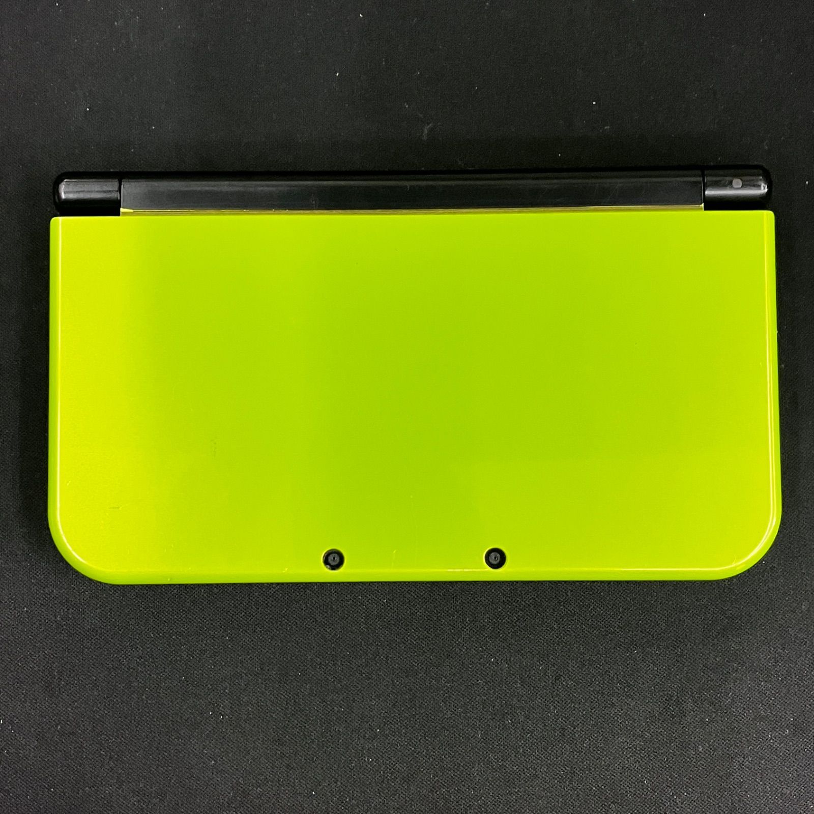 大人気，定番 中古 New3DSLL 本体 ライム ブラック