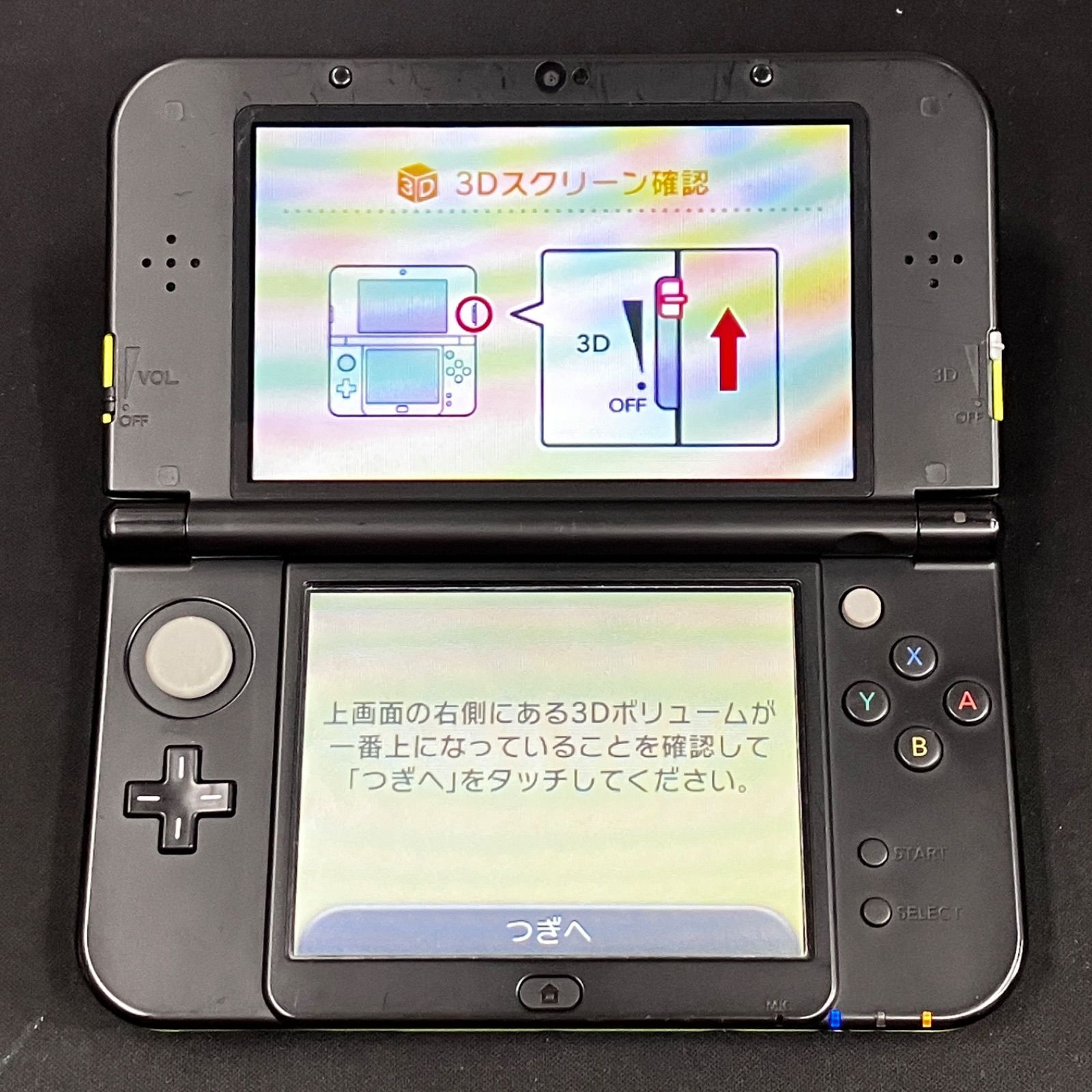 大人気，定番 中古 New3DSLL 本体 ライム ブラック