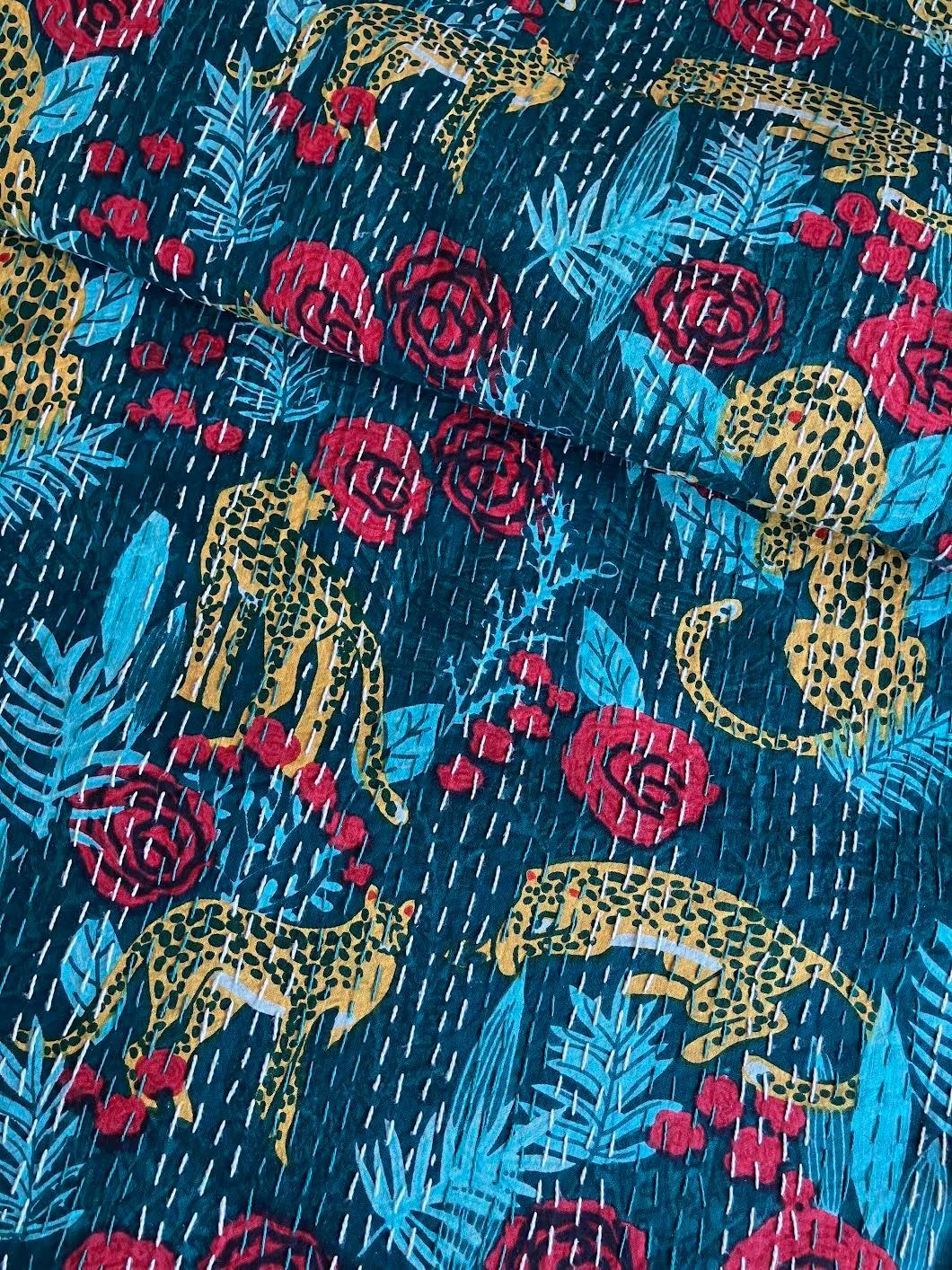 カンタキルト マルチカバー #97 Ocean Blue Leopard Rose Garden