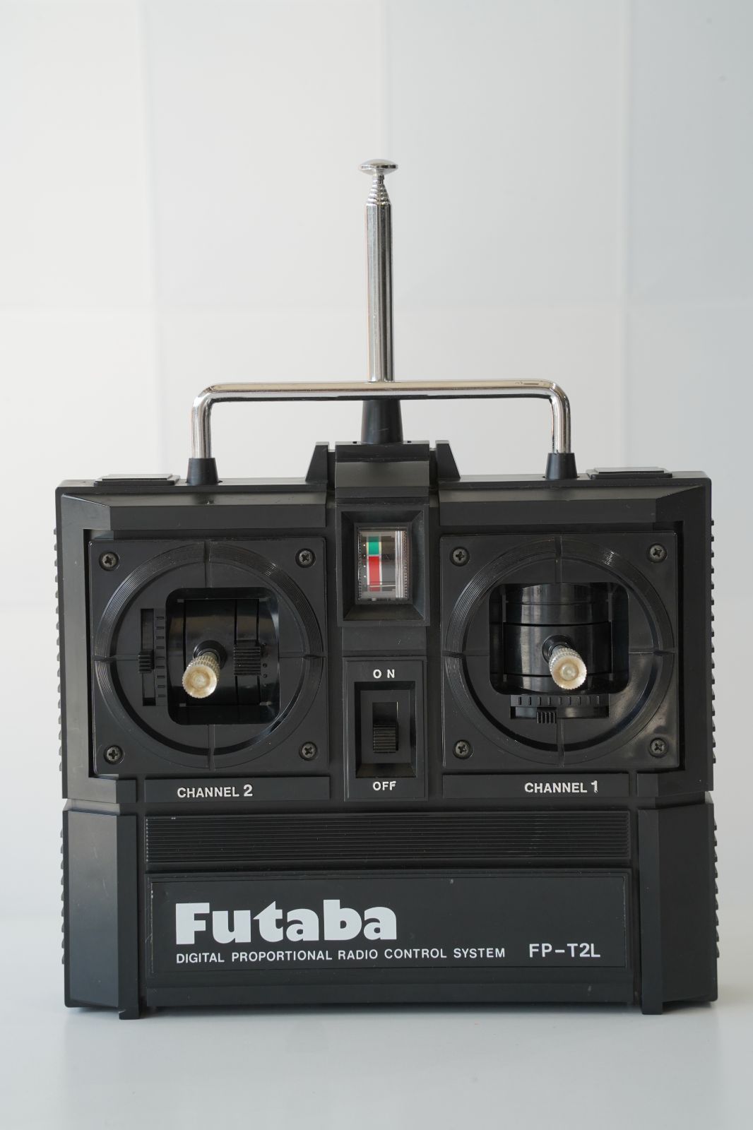 Futaba FP-T2L プロポ 27MHz 送信機 動作不良 ジャンク フタバ RC