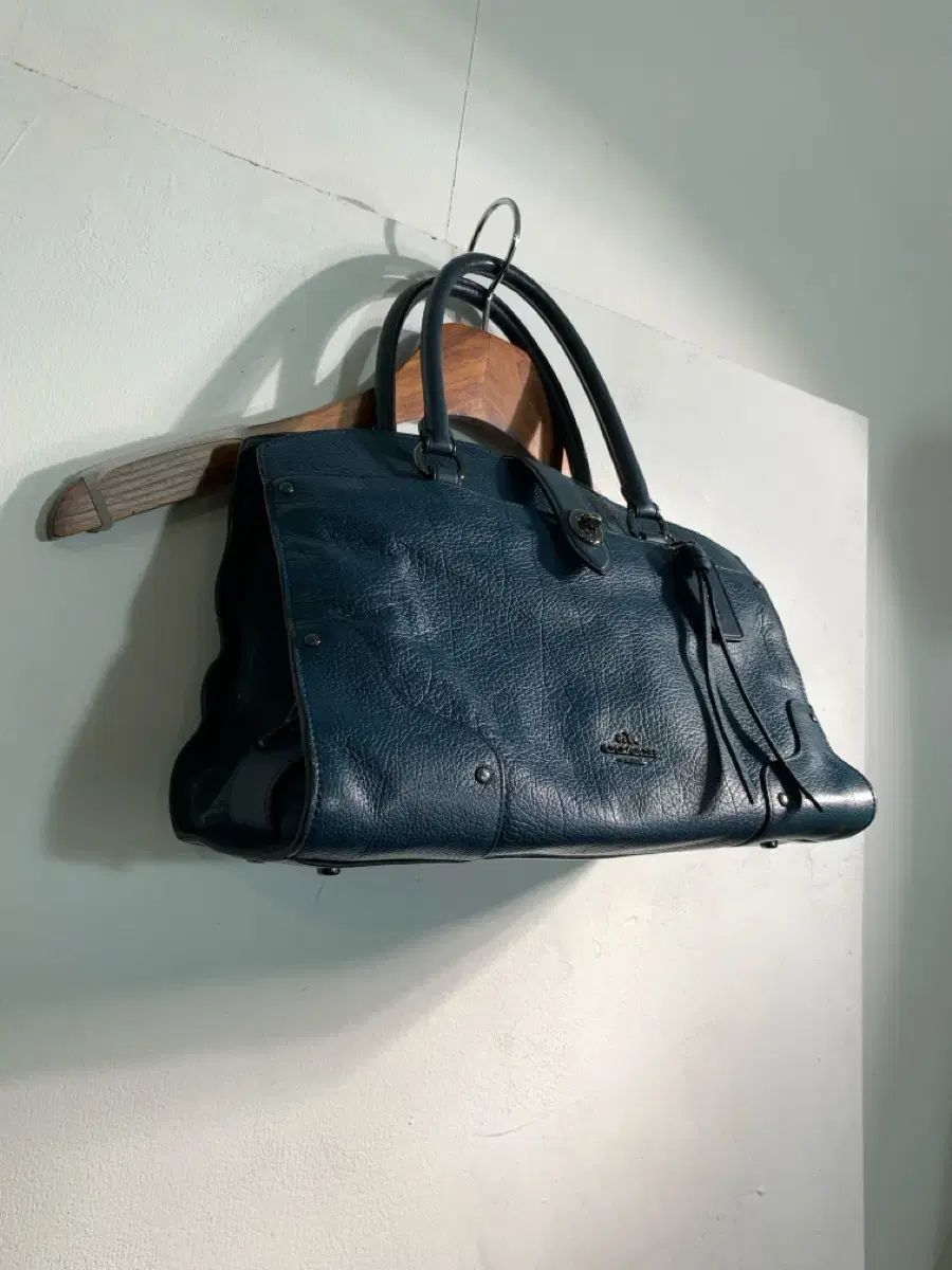 COACH コーチ ハンドバッグ ブルー B051 【公式通販】