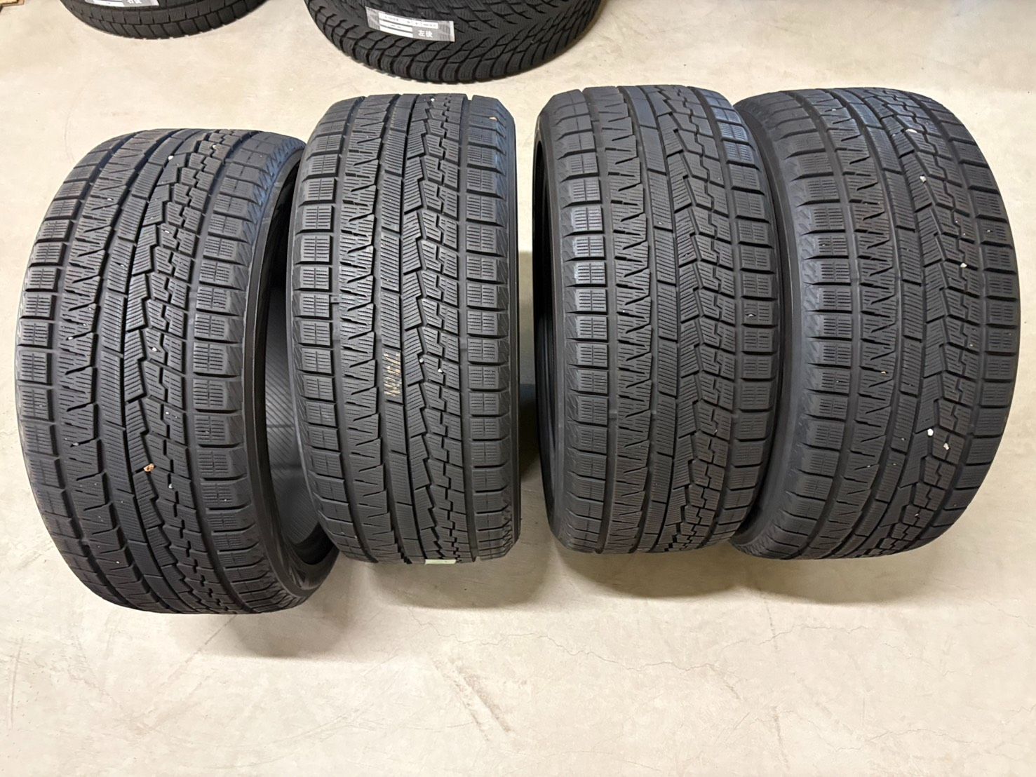 【中古/バリ溝】2021年製 スタッドレス4本セット ヨコハマ アイスガード7 245/40R19 98Q IG70
