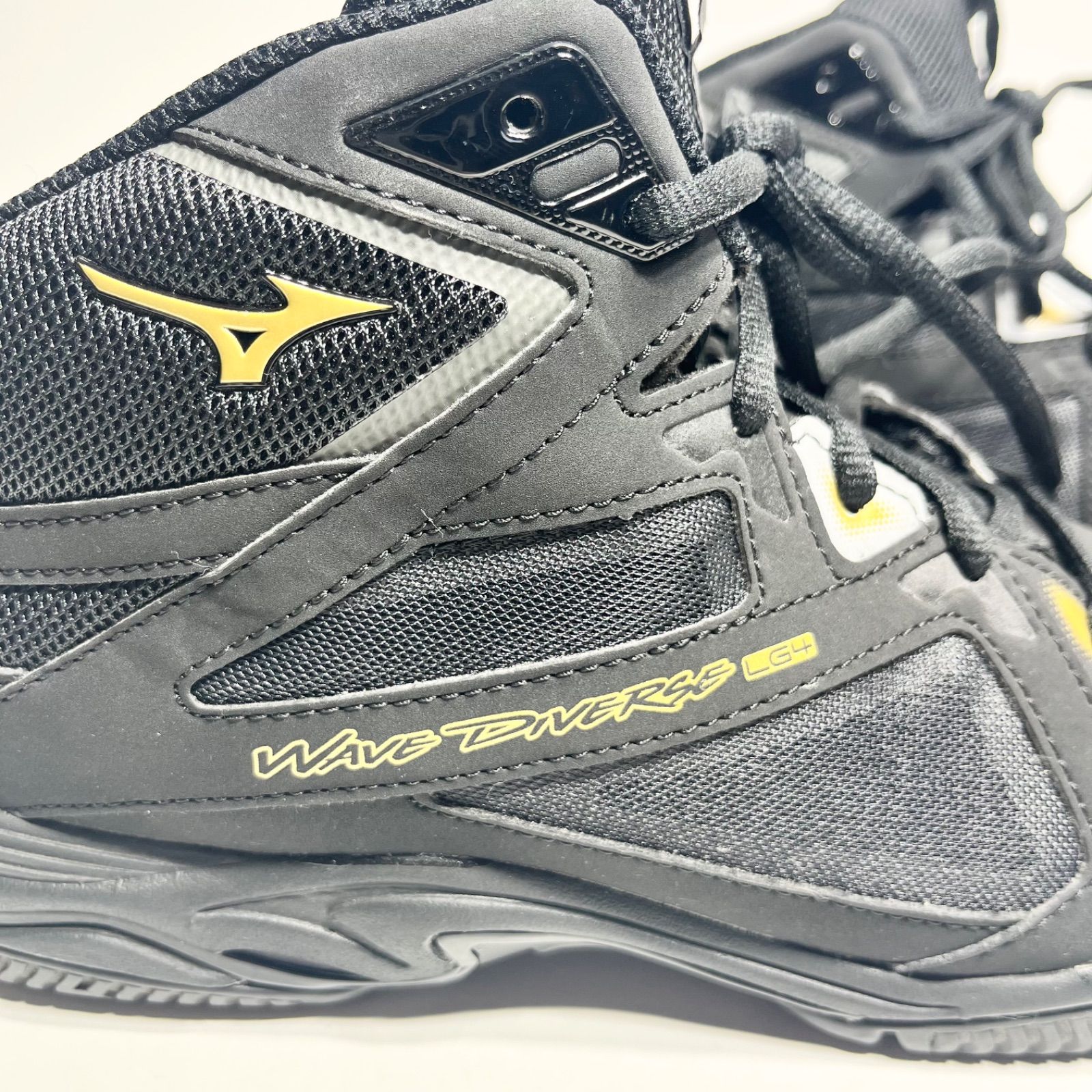 極美品】MIZUNO ミズノ ウエーブダイバース LG4 ブラック フィットネス 