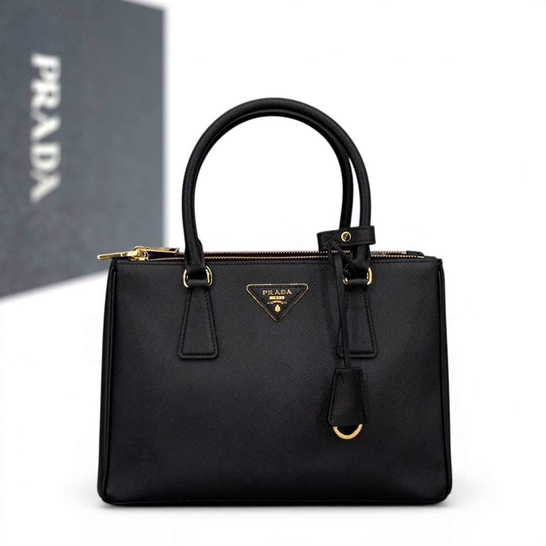 未使用級 PRADA プラダ サフィアーノ ガレリアミディアム 未使用級 PRADA プラダ サフィアーノ ガレリアミディアム