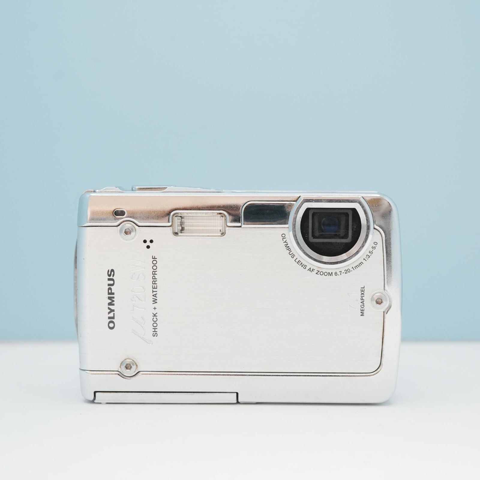OLYMPUS オリンパス μ-720SW シャイニーシルバー コンデジ カメラ