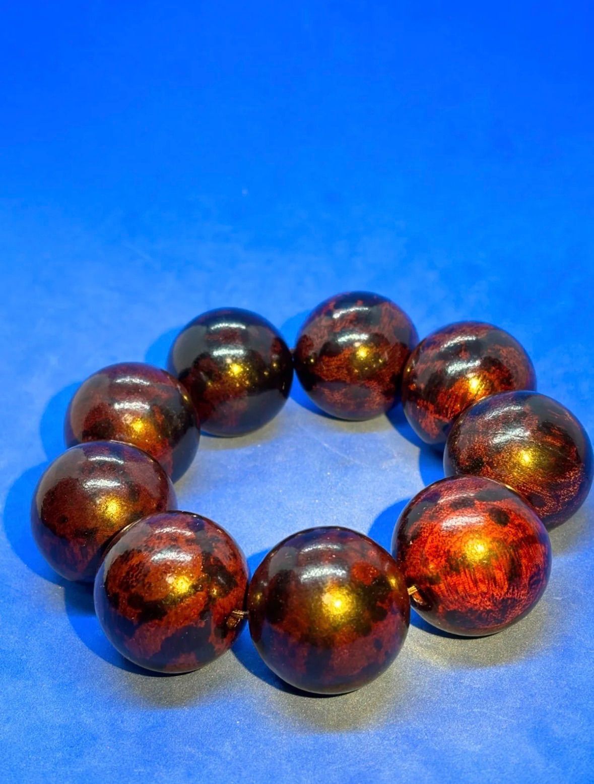 稀少品 海南黄花梨・満瘤疤ガラス底 30mm手串 6089-2/2 - メルカリ