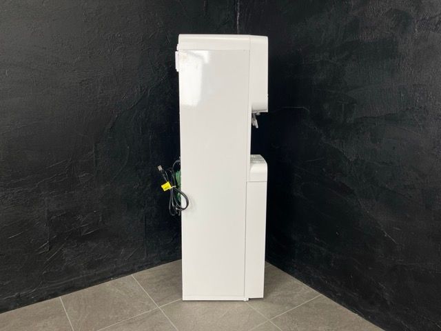 ウォーターサーバー【】美品 動作保証 PREMIUM WATER HC22D1L-PW-WB