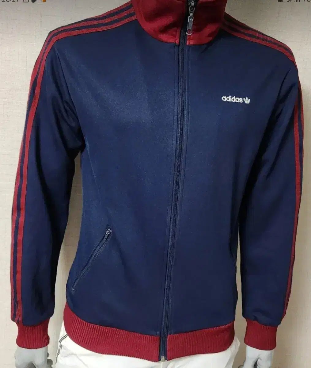 人気セール，定番 adidas(アディダス) レア ベッケンバウアー ジャージ